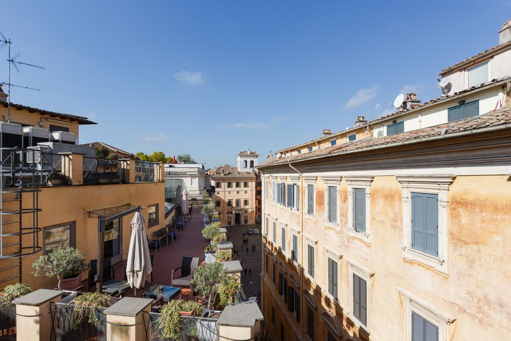 Apartment with Terrace